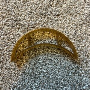 *FREE with purchase* 
Bump in hair insert